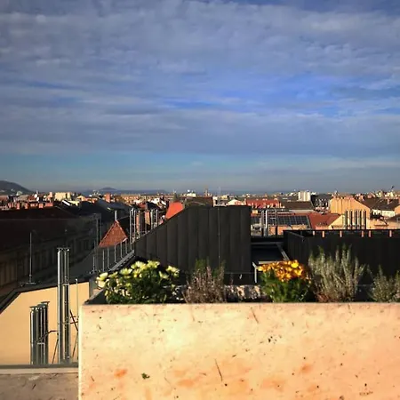 360 Panorama • Rooftop Jacuzzi • Downtown * Boedapest