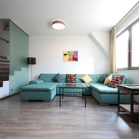 Appartement 360 Panorama • Rooftop Jacuzzi • Downtown Boedapest