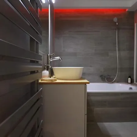 Appartement 360 Panorama • Rooftop Jacuzzi • Downtown Boedapest